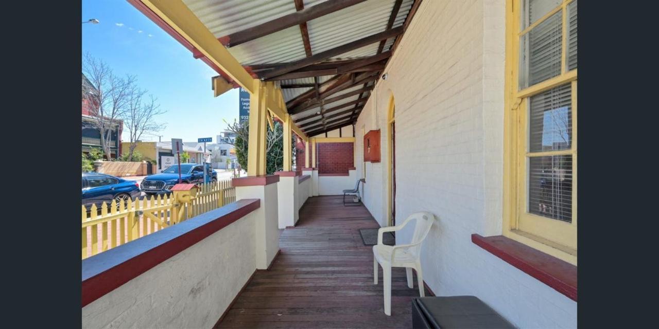 Auberge de jeunesse Emu Backpackers Perth - Note - Valid Passport Required For Check In Extérieur photo