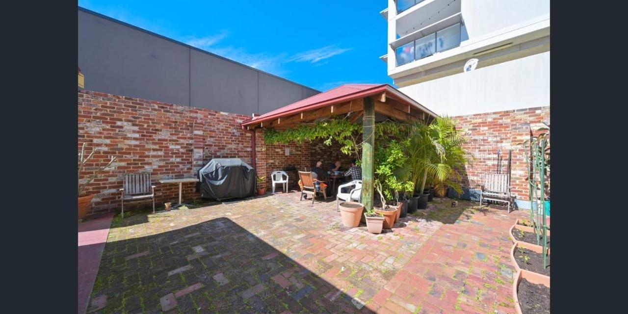 Auberge de jeunesse Emu Backpackers Perth - Note - Valid Passport Required For Check In Extérieur photo